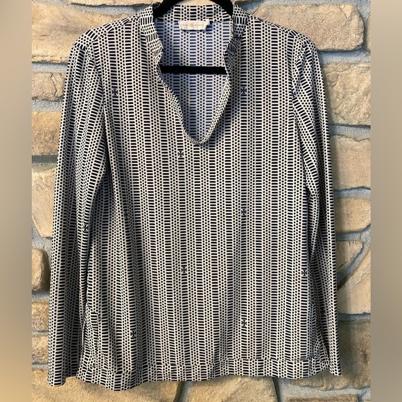 Tory Burch Women’s Black White Blouse Print Collar Poly Lightweight EUC size M - Picture 1 of 14